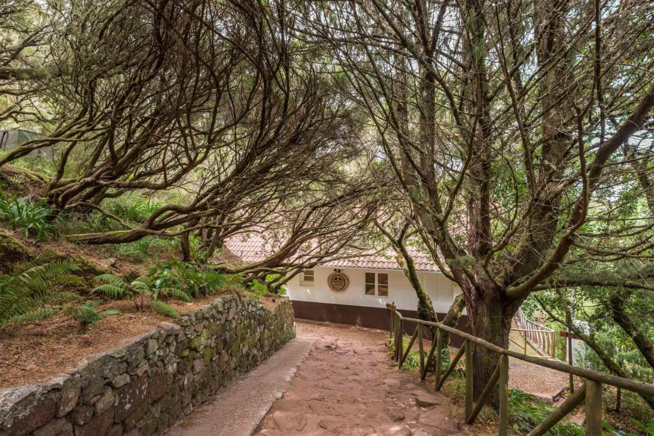 Rabacal Nature Spot Cottage Estreito Da Calheta Luaran gambar